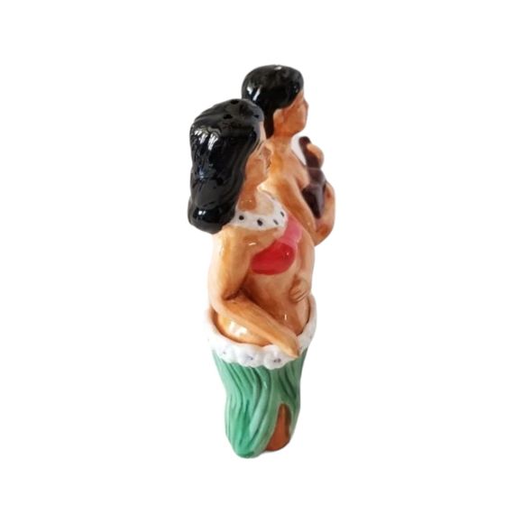 Hula Couple Tropical Salt Pepper Ceramic 4.5" x 5" Shakers Accoutrements - Picture 2 of 6